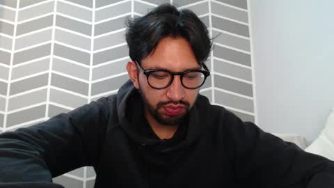 Adrian Falcon online show from 11, 5, 2026