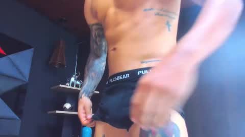   online show from 22, 12, 2025