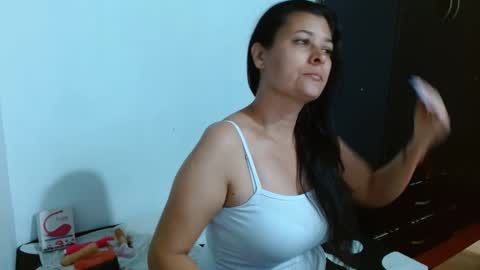 Adriana milf online show from 12, 12, 2024
