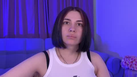 Snapshot of adrianatores chatting on 5, 6, 2026 AdrianaTores online show from 5, 6, 2026