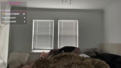 Snapshot of adriannarodriguez chatting on 21, 11, 2025 Adrianna online show from 21, 11, 2025