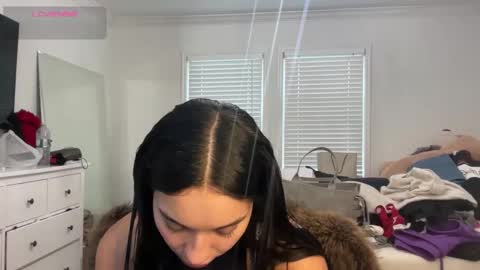 Snapshot of adriannarodriguez chatting on 13, 12, 2025 Adrianna online show from 13, 12, 2025