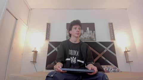 Adrian online show from 4, 11, 2025