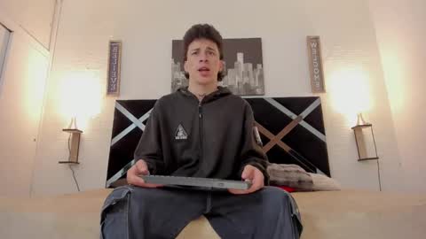 Adrian online show from 19, 11, 2025