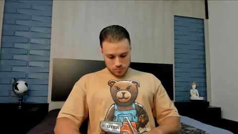 Adrein Roche online show from 1, 12, 2025