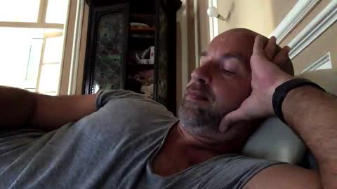 adrienfromparis online show from 24, 10, 2025