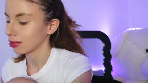 Aelia online show from 23, 2, 2026