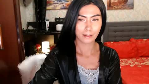 Dominant Goddess Contessa online show from 1, 2, 2025