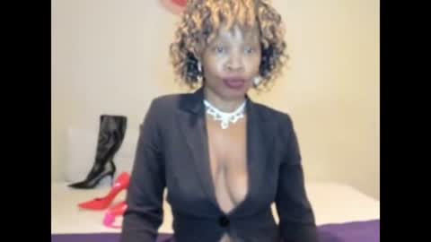 Snapshot of aficangagqueen chatting on 18, 5, 2026 AfricanSquirtQueen online show from 18, 5, 2026