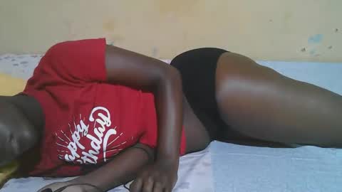 Snapshot of african_pussy2 chatting on 11, 10, 2025 african_pussy2 online show from 11, 10, 2025