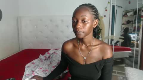 Snapshot of africanpetitequeen chatting on 7, 1, 2025 CIARA online show from 7, 1, 2025