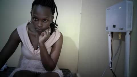 Snapshot of africanpretty22 chatting on 18, 12, 2025 africanpretty22 online show from 18, 12, 2025