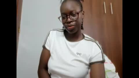 Leah online show from 6, 12, 2024