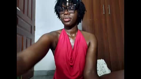 Snapshot of afro_pop chatting on 21, 4, 2026 Leah online show from 21, 4, 2026