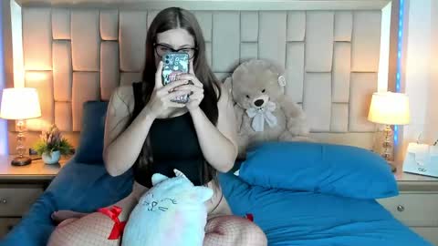 carol online show from 18, 4, 2026