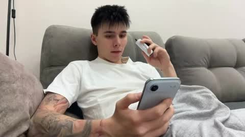 Mark online show from 25, 4, 2026