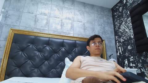 Snapshot of agarevans chatting on 5, 2, 2025 AGAR online show from 5, 2, 2025