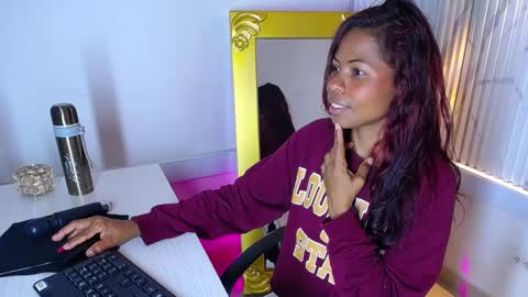 Agata grubisic  online show from 9, 3, 2025