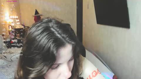 Snapshot of agata_in_wonderland chatting on 12, 10, 2025 agata_in_wonderland online show from 12, 10, 2025