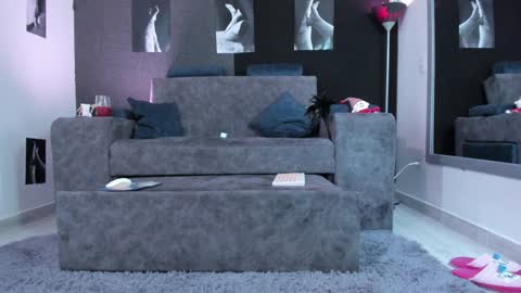 Agata Collinss online show from 12, 12, 2024