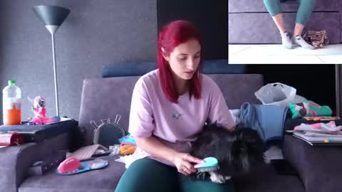 Agata Collinss online show from 17, 9, 2025