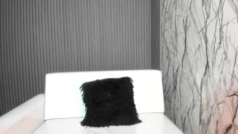 Snapshot of agatha_foxy1 chatting on 4, 10, 2025 NATASHA online show from 4, 10, 2025