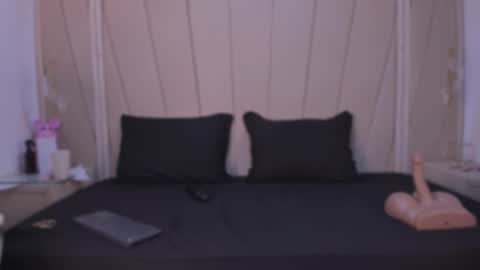 Agatha Steel online show from 3, 12, 2025