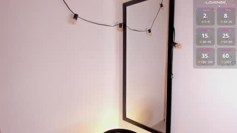 Snapshot of agatha_vixen chatting on 27, 1, 2025 Agatha vixen online show from 27, 1, 2025