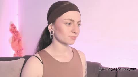 Camila     2 online show from 24, 9, 2025