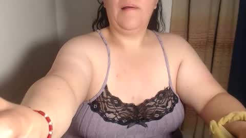 Snapshot of agathaaaa chatting on 17, 12, 2025 online show from 17, 12, 2025