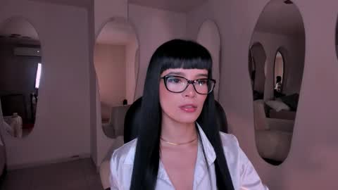 Agatha online show from 13, 2, 2026