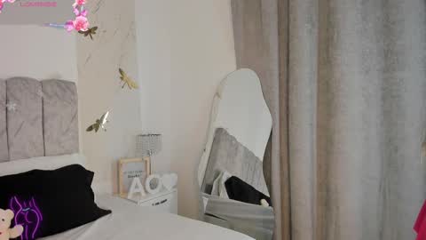 Snapshot of agathaowens chatting on 6, 3, 2025 Agatha Owens online show from 6, 3, 2025