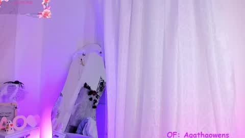 Snapshot of agathaowens chatting on 12, 10, 2025 Agatha Owens online show from 12, 10, 2025