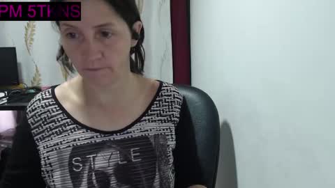 Snapshot of agel_sw1 chatting on 1, 11, 2025 Angel online show from 1, 11, 2025