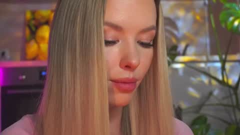 May online show from 4, 10, 2025