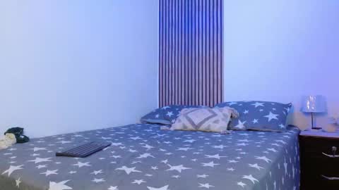 aghata walkerl online show from 23, 11, 2025