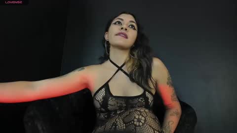 agnes_jones online show from 27, 2, 2025