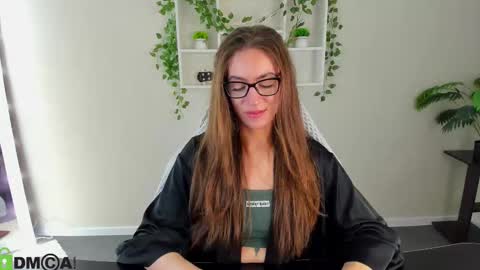 agnes wells online show from 6, 11, 2025