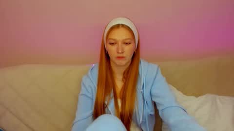 AgnesArden online show from 6, 11, 2025