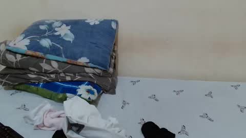 Snapshot of aguas_ chatting on 4, 4, 2026 aguas online show from 4, 4, 2026