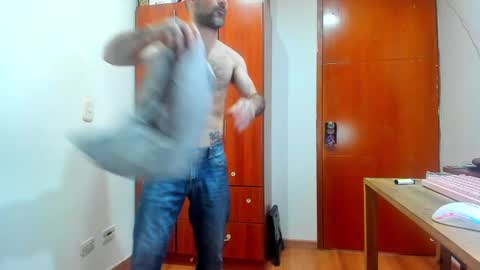 Agustin online show from 14, 12, 2024