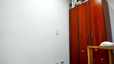 Agustin online show from 1, 3, 2025