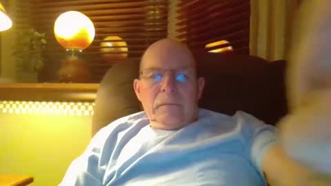 aguynrkfrd online show from 23, 2, 2025