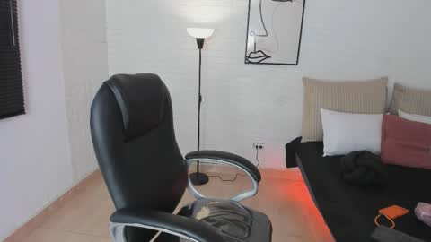 Ahmara  online show from 14, 1, 2026