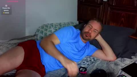 Blue Eyed Handsome Man online show from 22, 2, 2026