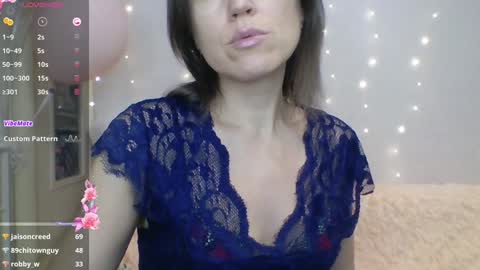 Snapshot of ahtena chatting on 30, 12, 2024 Ahtena online show from 30, 12, 2024