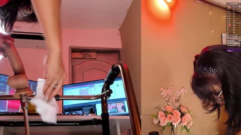 Ahytana online show from 2, 2, 2025