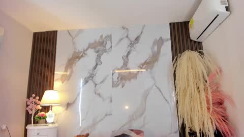 Aida  online show from 11, 2, 2025