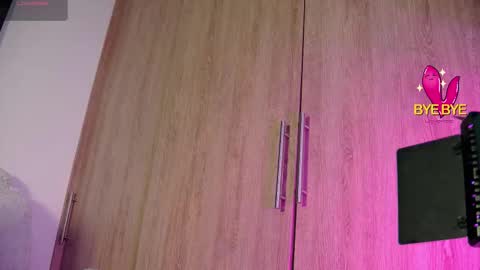 Aida  online show from 19, 10, 2025