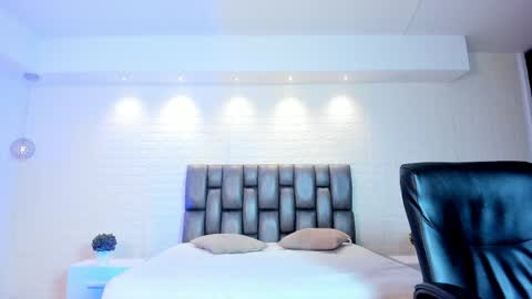 aidajoness online show from 2, 4, 2026